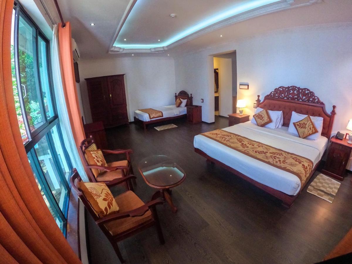 Centauria Lake Resort Embilipitiya Exterior foto